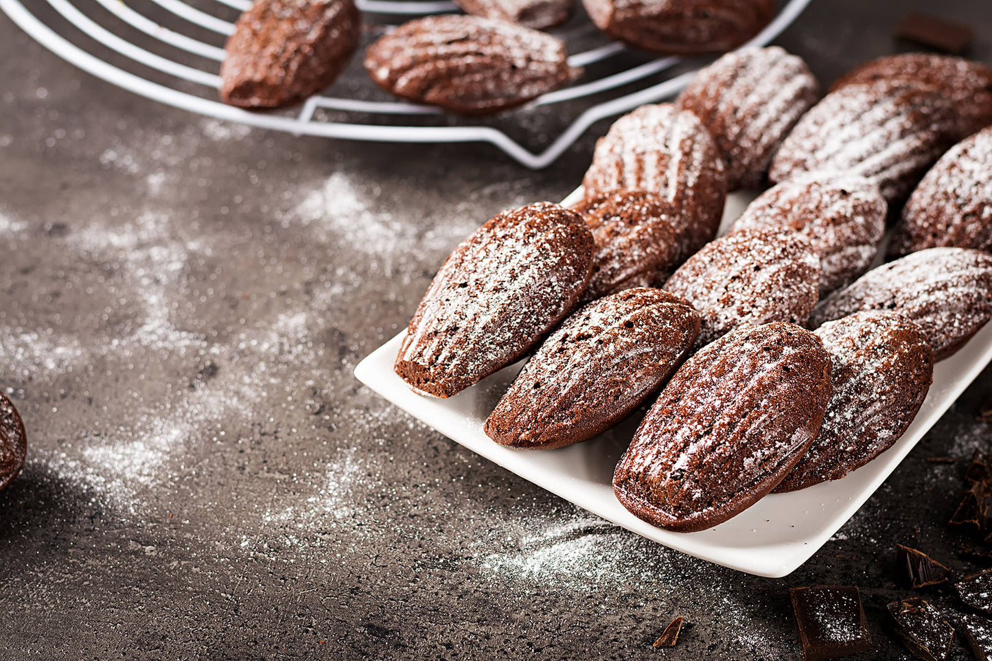 Non-Stick Madeleine Pan