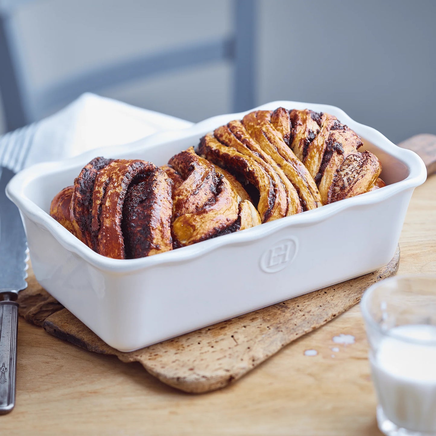 Modern Classic Loaf Dish - Sugar