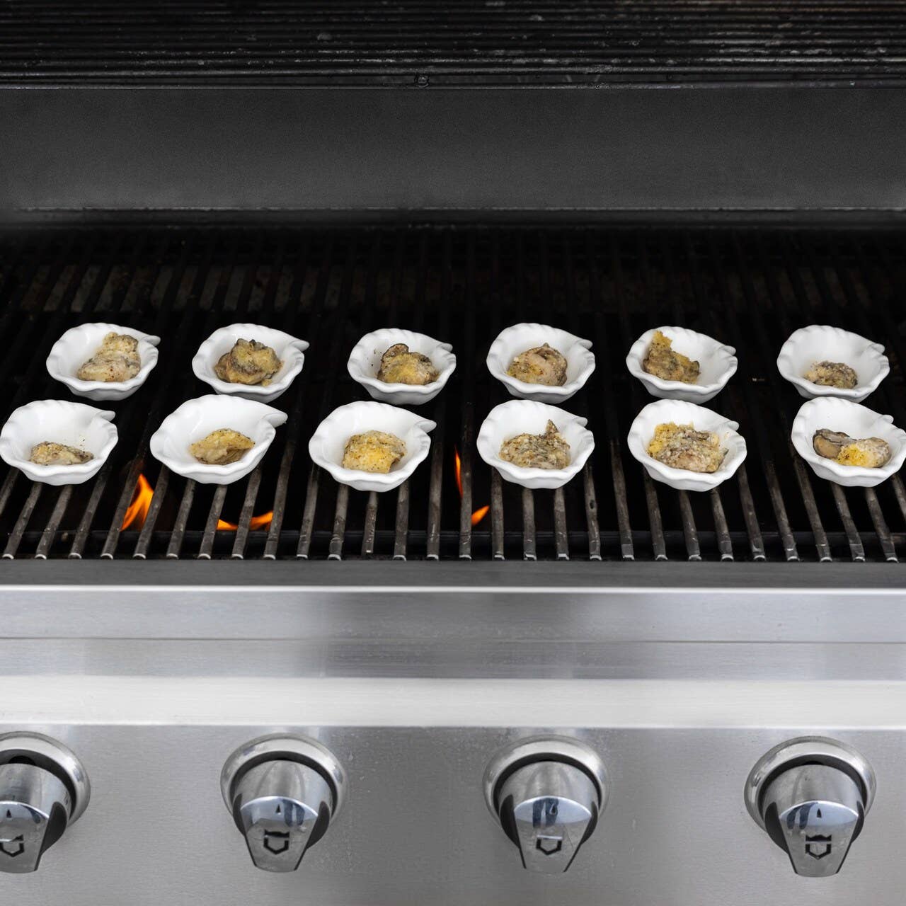Ceramic Oyster Shells for Grilling, Set of 12