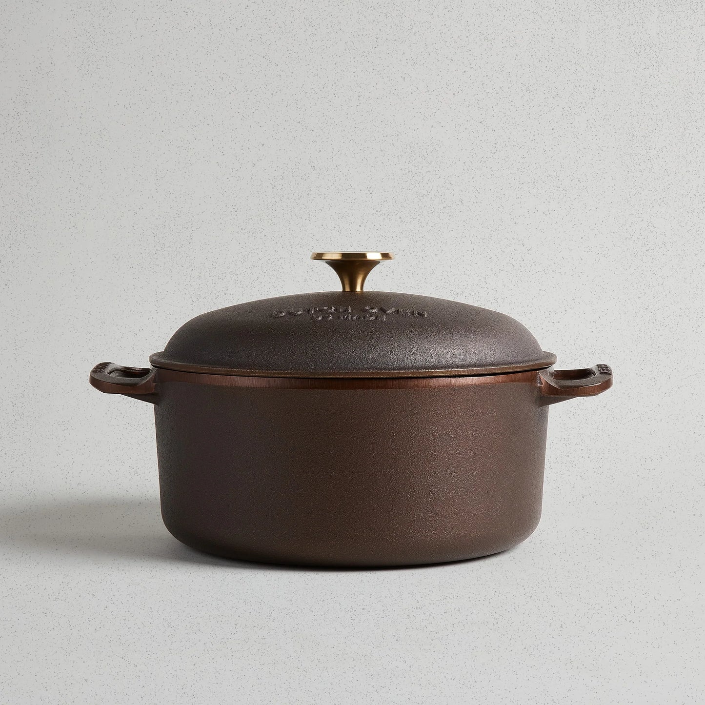 Smithey Ironware Cast Iron 5.5 Qt Dutch Oven