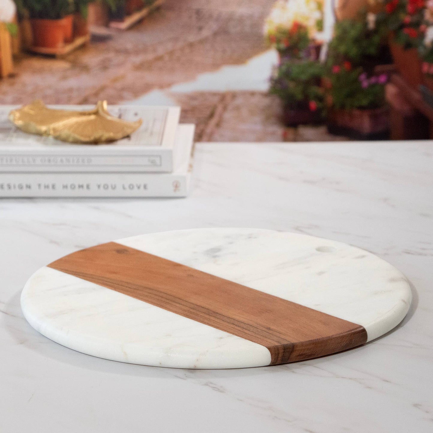 Round Marble & Acacia Charcuterie Board
