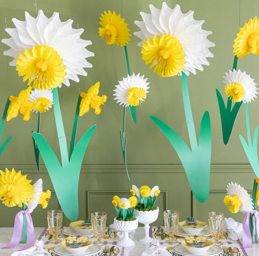 Hester & Cook Honeycomb Paper Daffodils