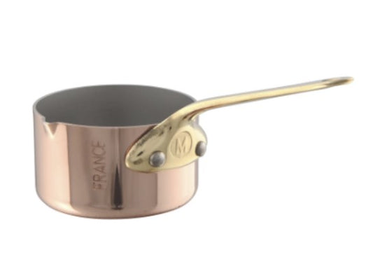 2 in Saucepan with pouring spout