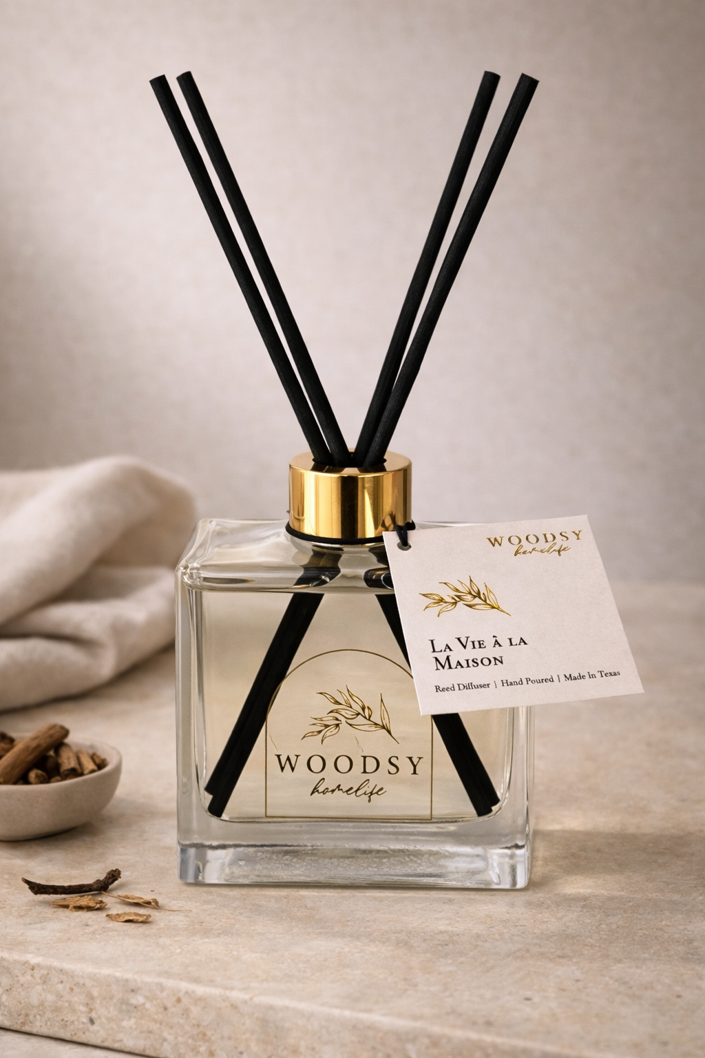 Woodsy Homelife - La Vie à la Maison Luxury Reed Diffuser