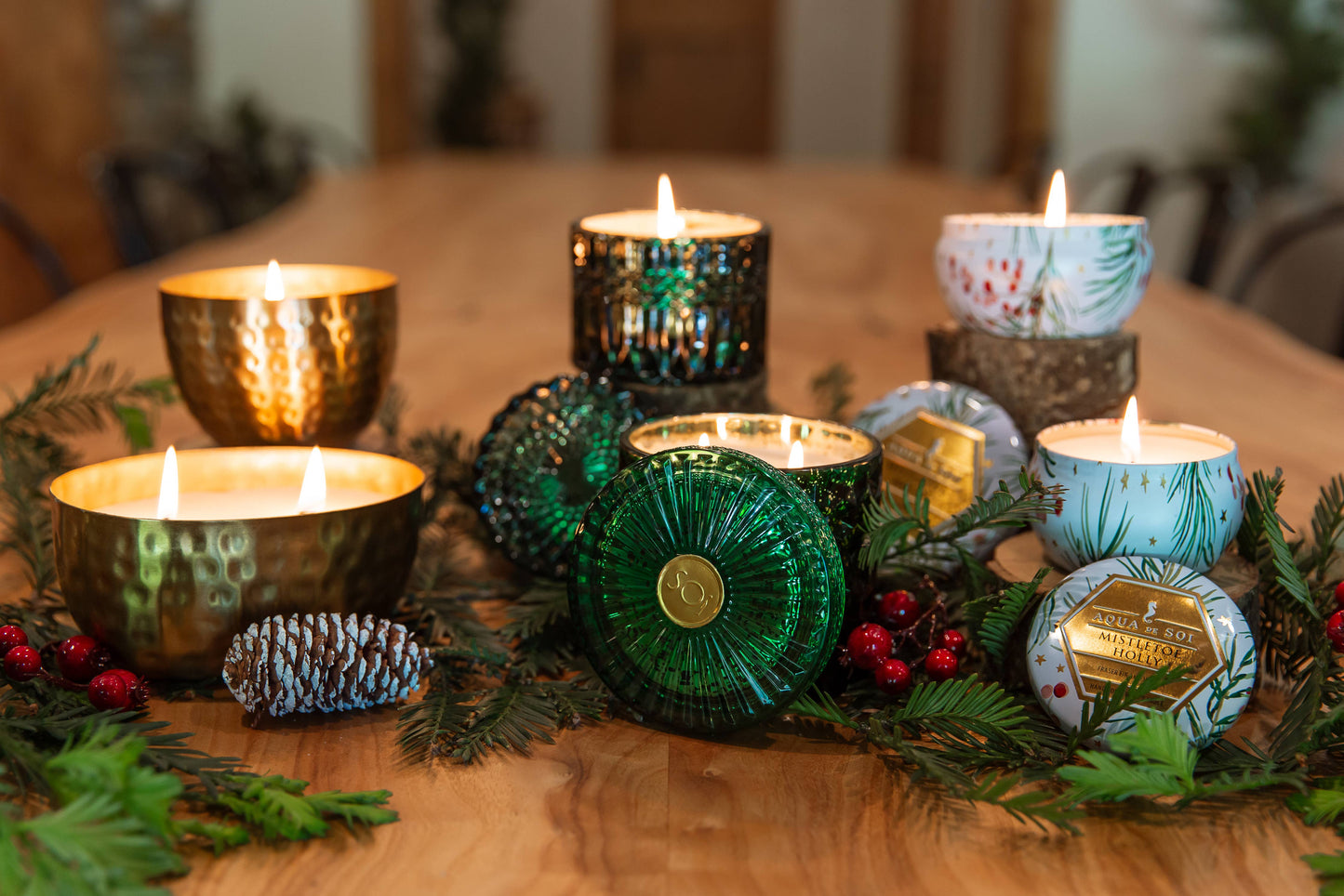 Mistletoe & Holly Petite Shimmer Candle