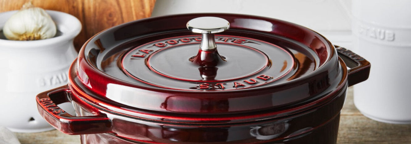 Staub 5.5 Qt Grenadine