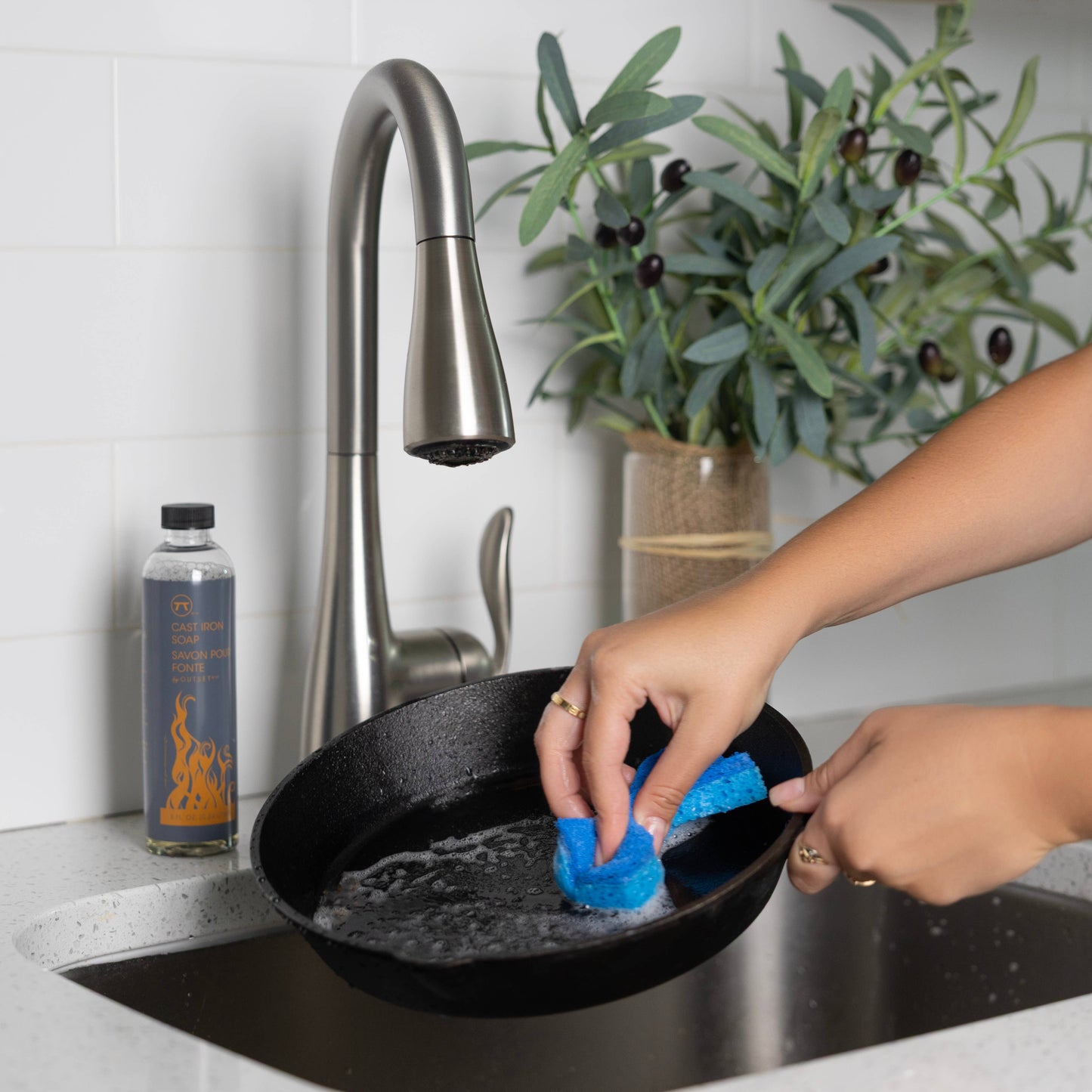 100% Natural Cast Iron Cleaner, 8 oz