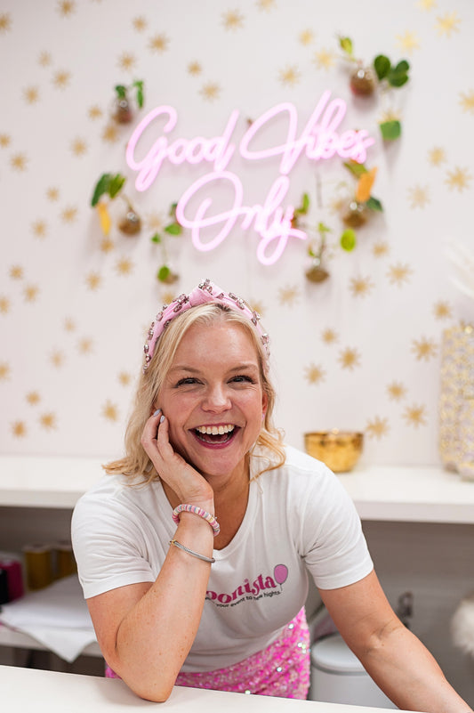 the Balloonista - DIY Balloon Garland Kit