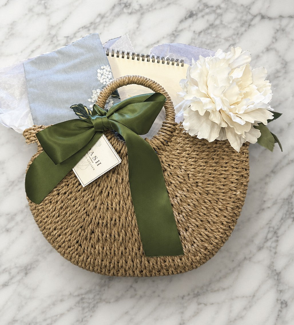 Hydrangea Signature Tote